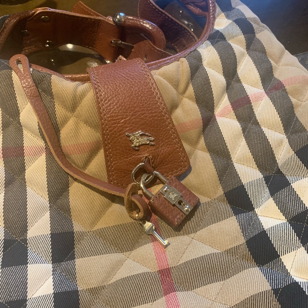 BURBERRY SHOULDER BAG - Picture 2 of 9